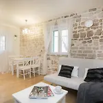 Nove Crkve * Šibenik