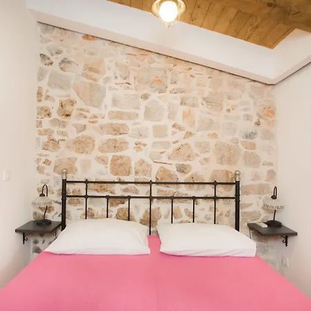 Apartament Nove Crkve Szybenik