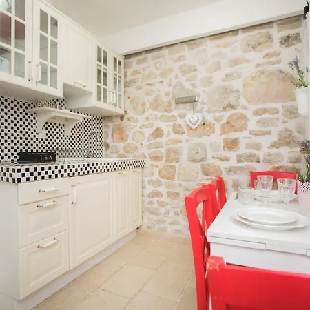 Apartament Nove Crkve Szybenik