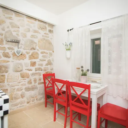 Apartament Nove Crkve Szybenik