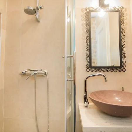 诺夫克尔科浮公寓