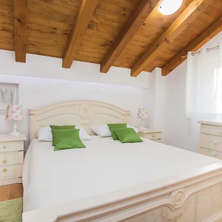 Nove Crkve Apartman