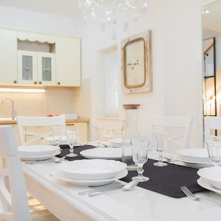 Nove Crkve * Szybenik