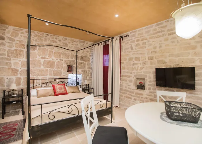 诺夫克尔科浮公寓 公寓 *