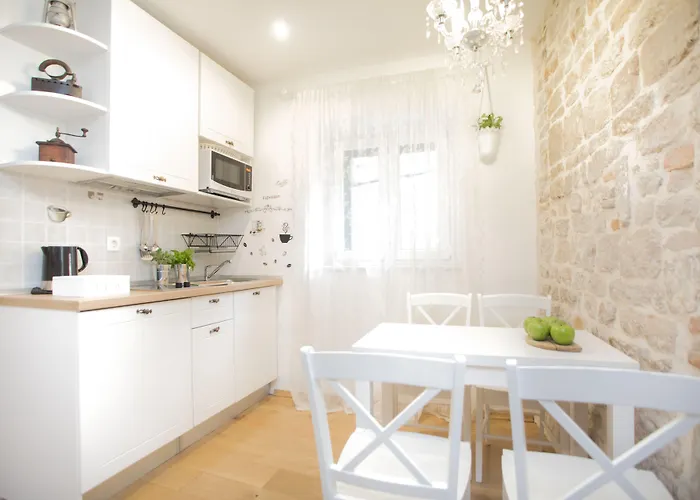 诺夫克尔科浮公寓