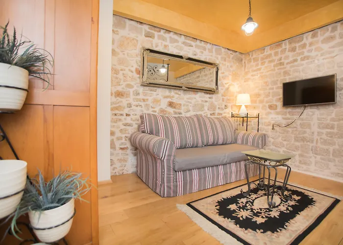 诺夫克尔科浮公寓 公寓 *