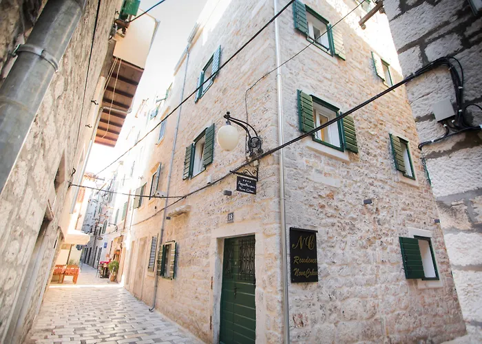 诺夫克尔科浮公寓