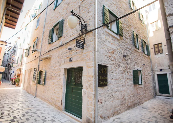 诺夫克尔科浮公寓 公寓 希贝尼克