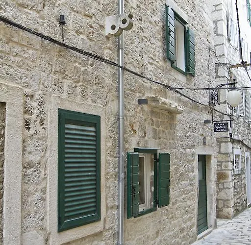 诺夫克尔科浮公寓